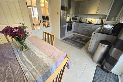 3 bedroom semi-detached house for sale, Kirknewton Grove, Ingleby Barwick, Stockton-On-Tees