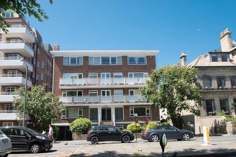 2 bedroom flat to rent, Wilbury Road, Hove, BN3