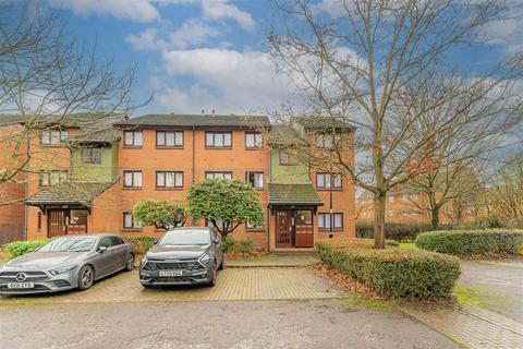 1 bedroom apartment for sale, Maltby Drive, Enfield