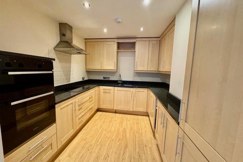 3 bedroom apartment for sale, Castle Heights, Marlborough Street