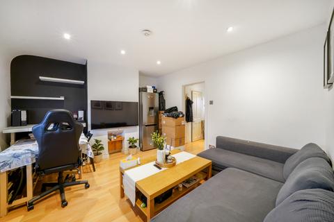 1 bedroom flat for sale, London, NW2