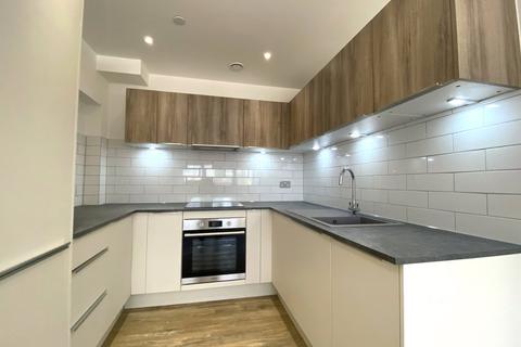 2 bedroom duplex to rent, London Road, Surrey TW18