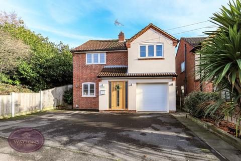 4 bedroom detached house for sale, Buxton Avenue, Heanor, DE75