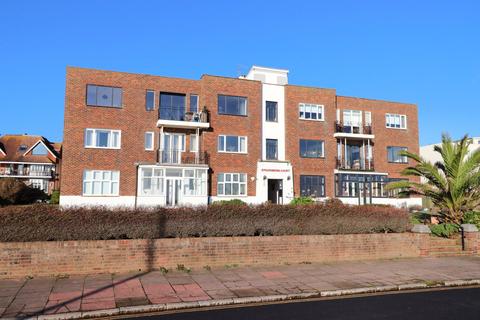 3 bedroom flat for sale, Strathmore Court, De la Warr Parade, Bexhill-on-Sea, TN40