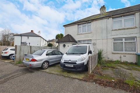 3 bedroom semi-detached house to rent, Westloats Lane, Bognor Regis, PO21