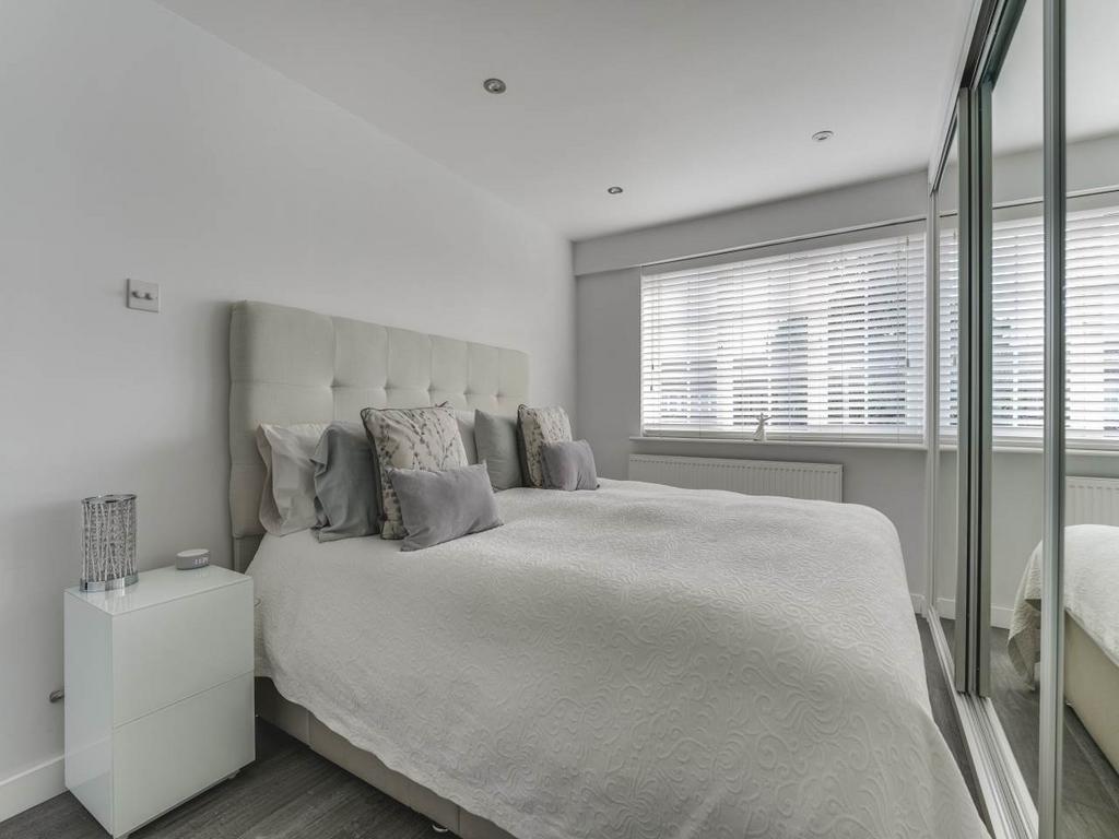 Bedroom 1 -2
