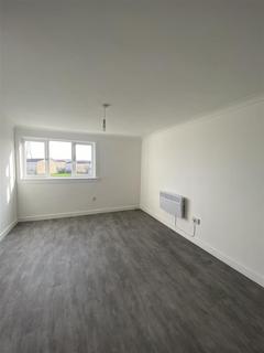 2 bedroom flat to rent, Mcpherson Crescent, Chapelhall, Airdrie