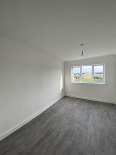 2 bedroom flat to rent, Mcpherson Crescent, Chapelhall, Airdrie