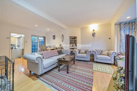 3 bedroom end of terrace house for sale, Davidson Road, Croydon