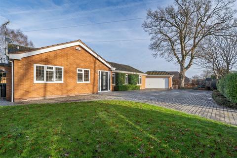 4 bedroom detached bungalow for sale, Dorridge Road, Dorridge, Solihull