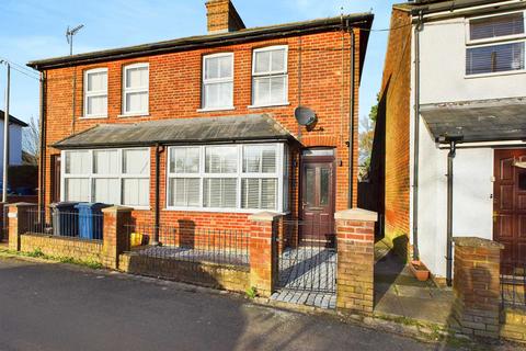 2 bedroom cottage for sale, Church Street, Stokenchurch HP14