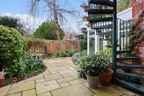 4 bedroom terraced house for sale, Champneys Walk, Cambridge