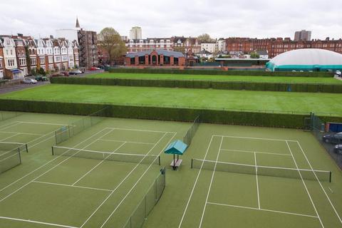 1 bedroom apartment for sale, Comeragh Road, Barons Court, London, W14