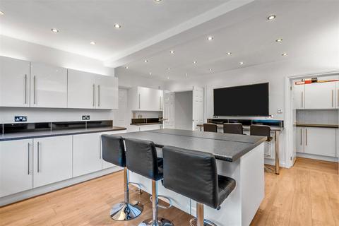 30 Birch Croft Road, Sutton Coldfield, B75 6BP