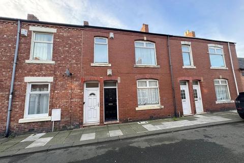 2 bedroom apartment to rent, Maughan Street, Blyth, Northumberland, NE24