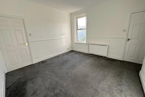 2 bedroom apartment to rent, Maughan Street, Blyth, Northumberland, NE24