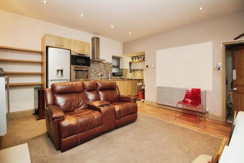 168 Idle Road, Bradford, BD2 4JR