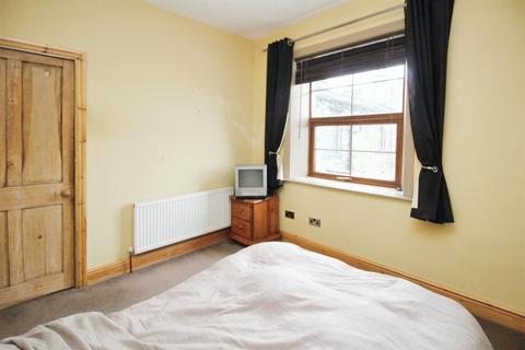 168 Idle Road, Bradford, BD2 4JR