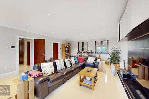 3 bedroom penthouse for sale, Sudbury Hill, Harrow On the Hill HA1