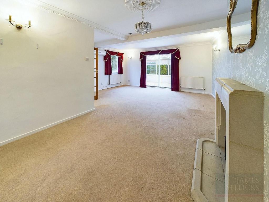 Extended Rear Reception Room
