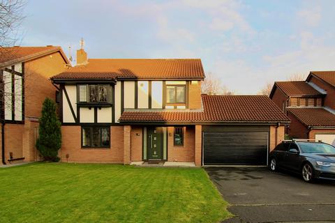 4 bedroom detached house for sale, Shrewsbury Close, Little Benton, Newcastle upon Tyne, NE7