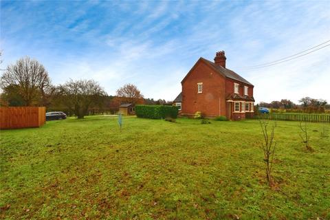 3 bedroom semi-detached house to rent, Park Farm Villas, Nacton, Ipswich, Suffolk, IP10