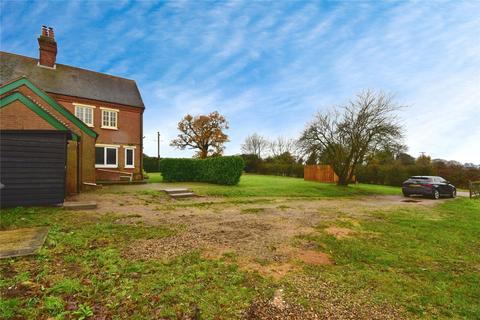 3 bedroom semi-detached house to rent, Park Farm Villas, Nacton, Ipswich, Suffolk, IP10