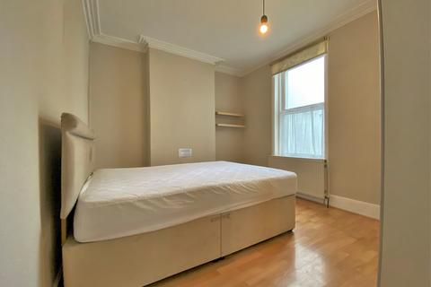 1 bedroom flat to rent, LONDON, SW8