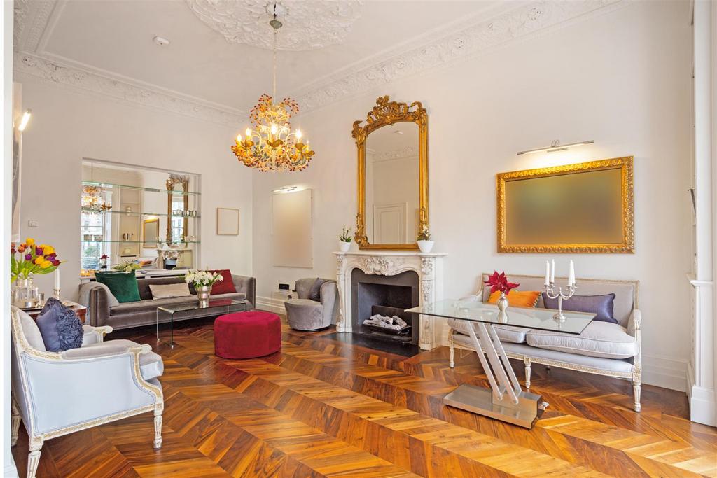 Flat 4, 53 Ennismore Gardens London  (12)ENH.jpg