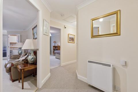 2 bedroom flat for sale, North William Street, Knights Court, PH1