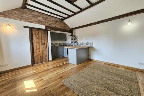 1 bedroom barn conversion to rent, Uttoxeter Road, Foston