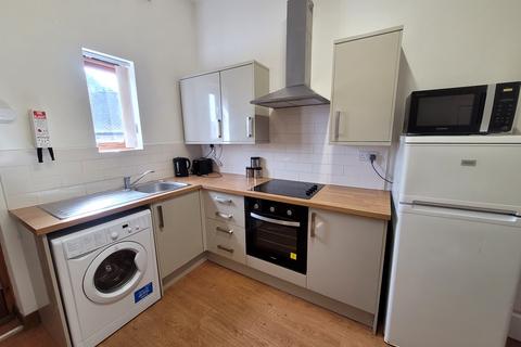 3 bedroom apartment to rent, Glossop Road, Sheffield S10