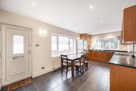 4 bedroom semi-detached house for sale, Harrogate Road, Leeds LS7