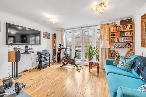 6 Ullswater Close, Bromley, BR1 4JF