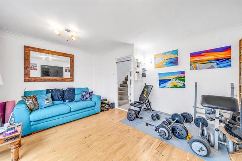 6 Ullswater Close, Bromley, BR1 4JF