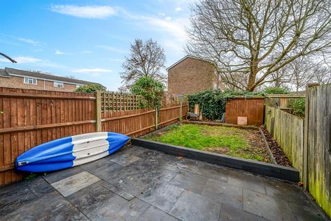 6 Ullswater Close, Bromley, BR1 4JF