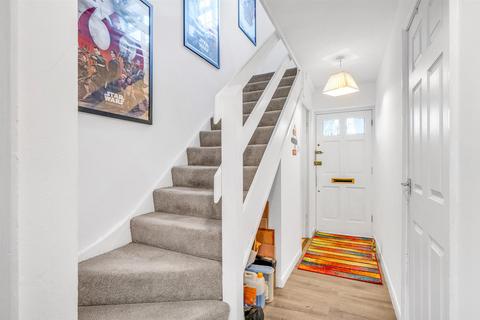 6 Ullswater Close, Bromley, BR1 4JF