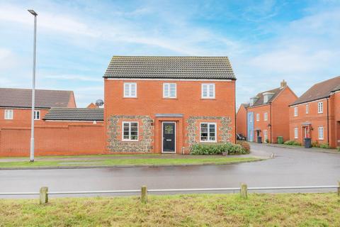 3 bedroom link detached house for sale, Fairway, Costessey