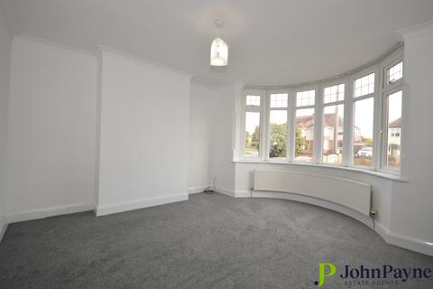 3 bedroom semi-detached house to rent, Baginton Road, Styvechale, Coventry, CV3