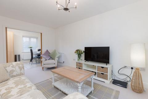 1 Barn Close, Crawley, RH10 7PE