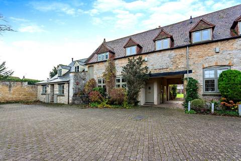 4 bedroom terraced house for sale, Manor Gardens, Lechlade, Gloucestershire, GL7