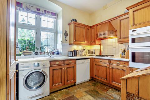 4 bedroom terraced house for sale, Manor Gardens, Lechlade, Gloucestershire, GL7