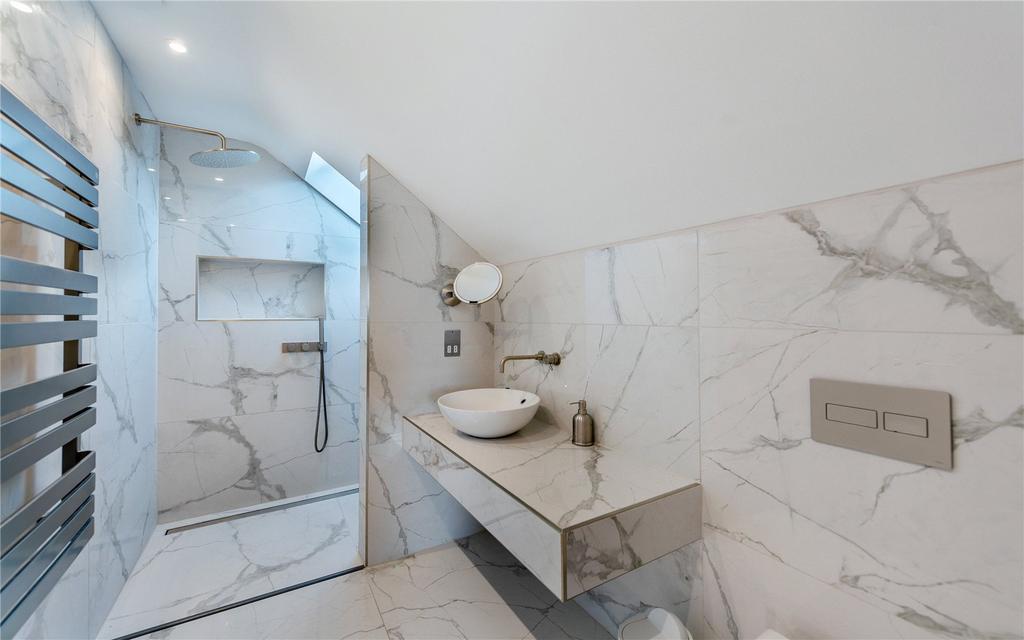 Second Floor Ensuite