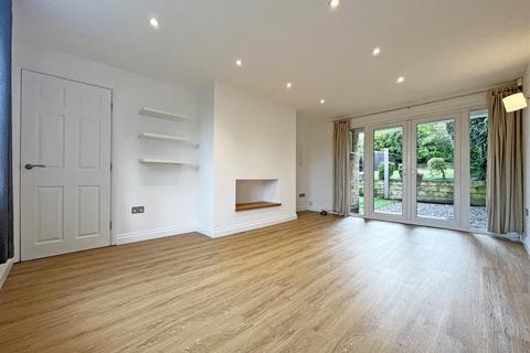 3 bedroom detached house to rent, Glendale Gardens, Nottingham NG5