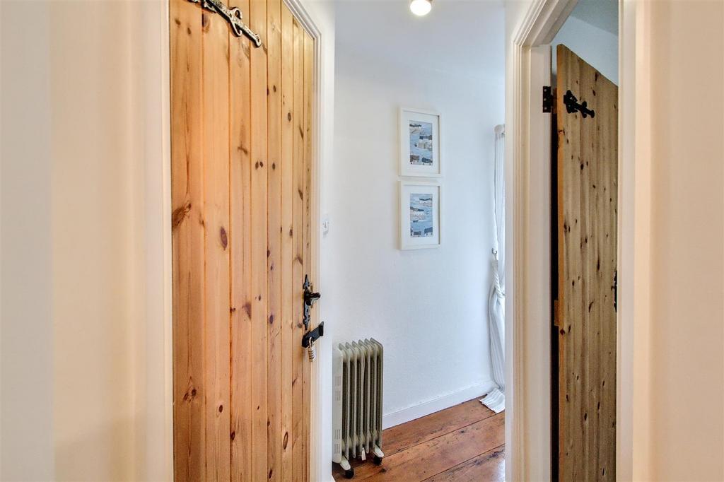 Storage cupboard