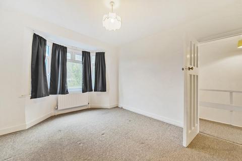 21 Annsworthy Crescent, London, SE25 6TF