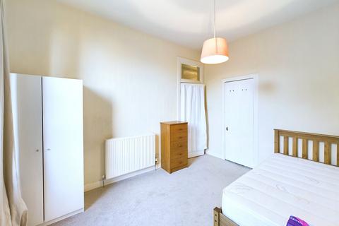 2 bedroom apartment to rent, Smithfield Street, Gorgie, Edinburgh, EH11