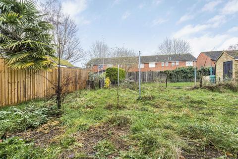 16 Challenor Close, Abingdon, OX14 5TB