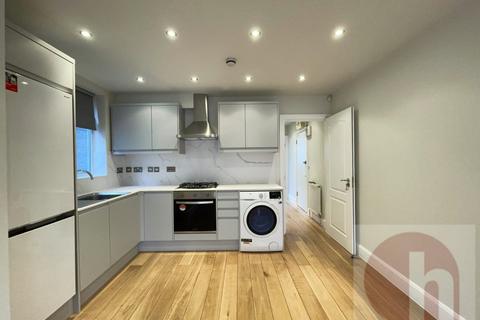 2 bedroom flat to rent, Denehurst Gardens, Hendon