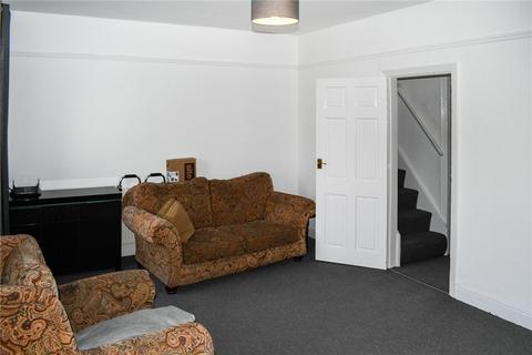 2 bedroom apartment to rent, Otley Road, Eldwick, Bingley, West Yorkshire, BD16